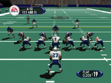 Madden NFL 2001 (USA) screen shot game playing